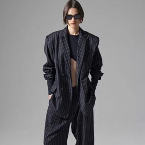 The Frankie Shop Sybil Blazer - Black Pinstripe